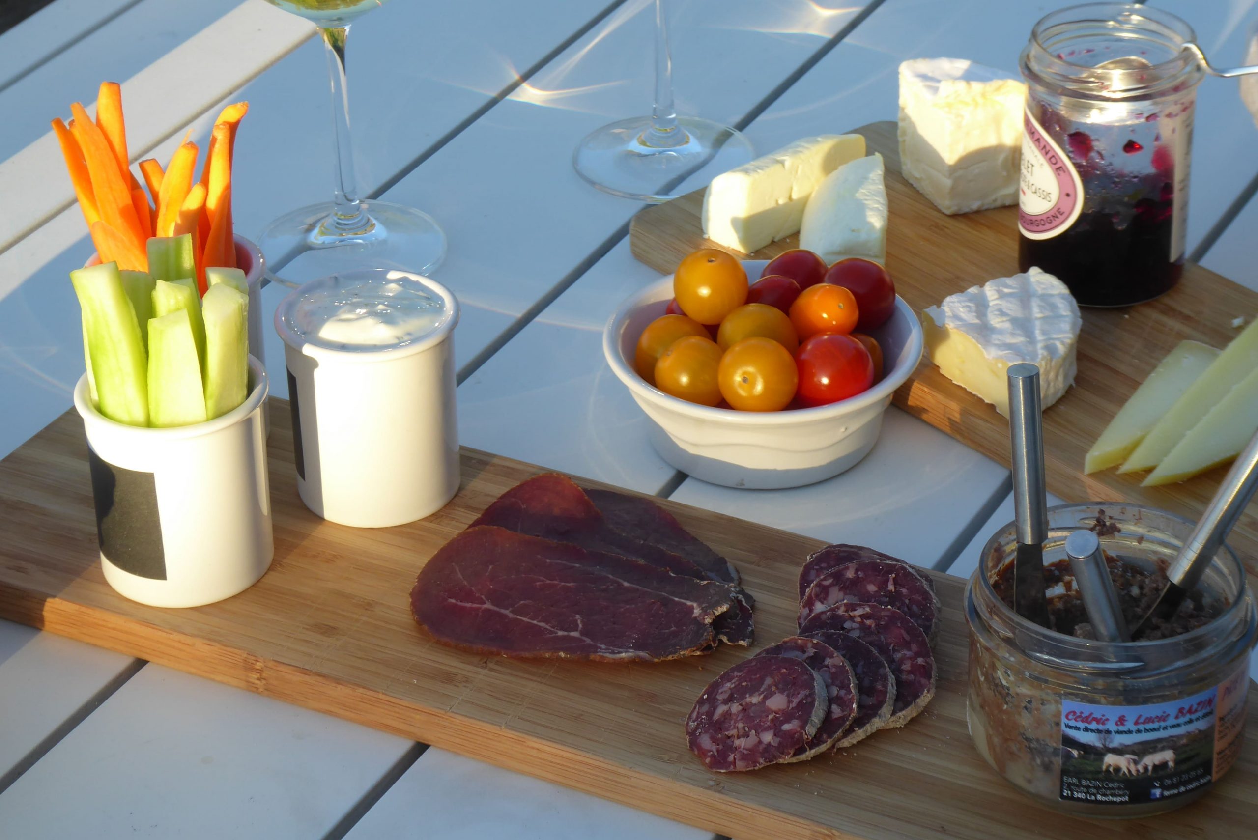 Planches charcuterie – fromages de brebis Planches charcuterie - fromages de brebis